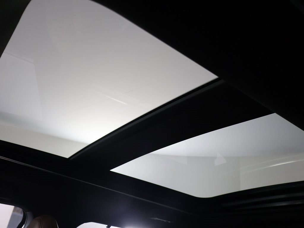 New 2025 Mitsubishi Outlander SEL image 25