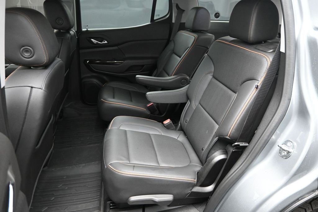 Used 2023 GMC Acadia AT4 w/ Preferred Package AWD/4WD image 14