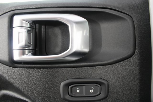 New 2026 Jeep Gladiator Sport image 14