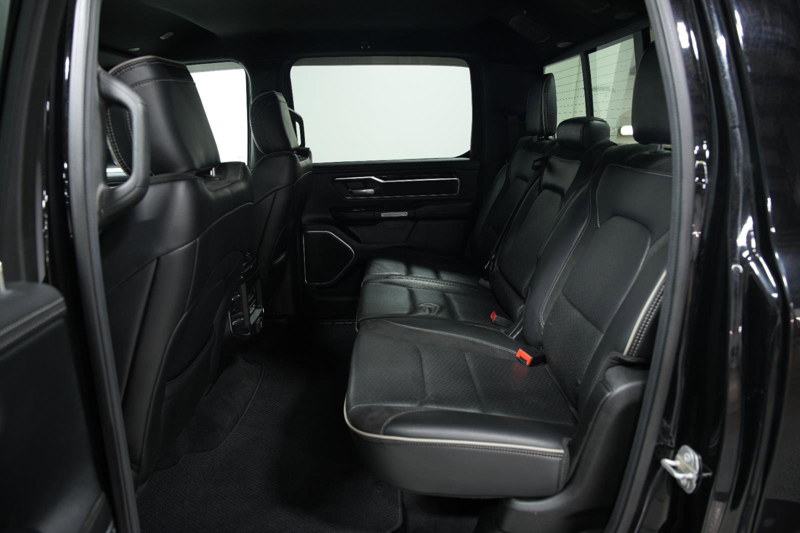 Used 2019 RAM 1500 Laramie w/ Sport Appearance Package image 19