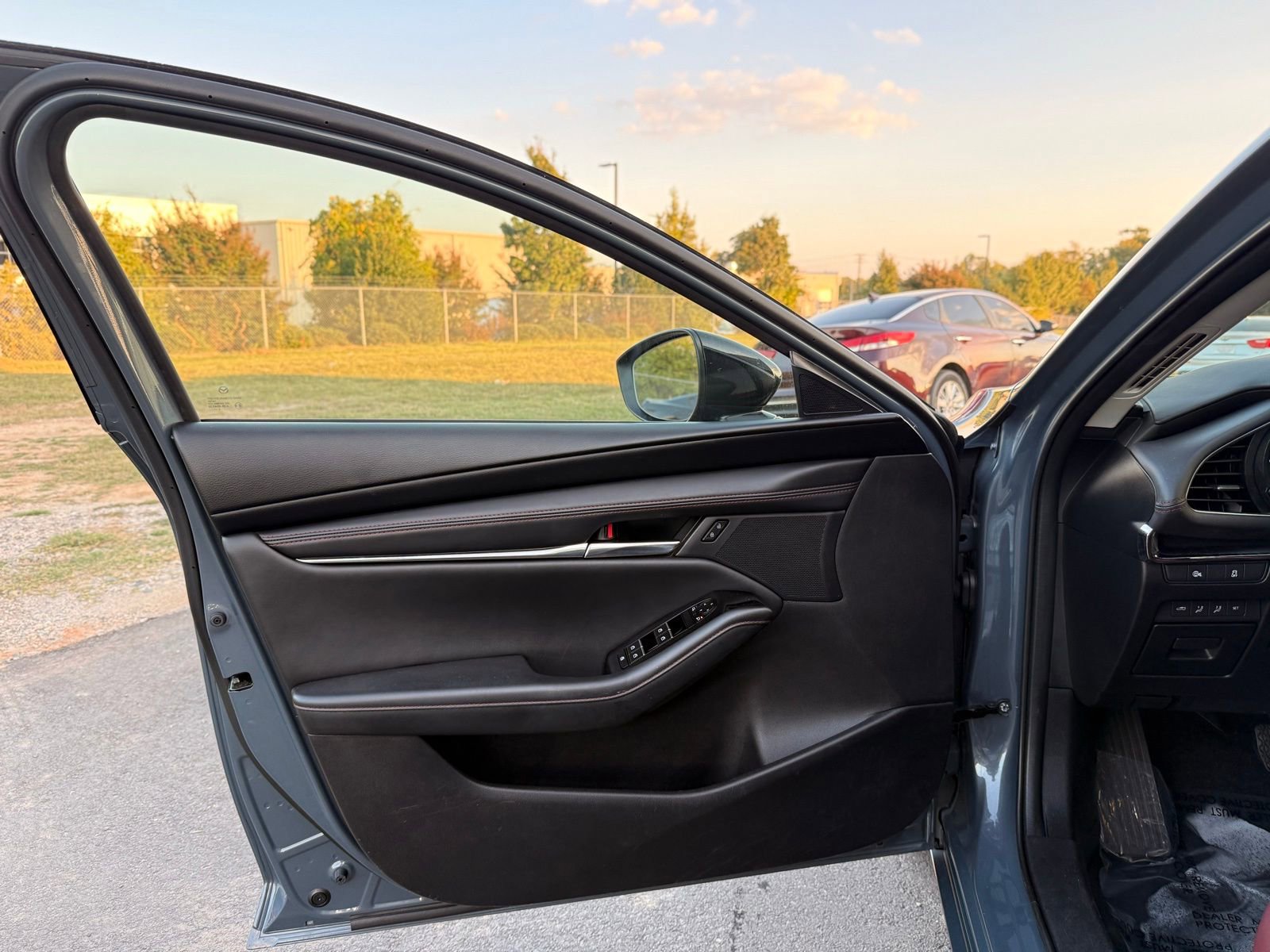 Used 2024 MAZDA MAZDA3 s image 11