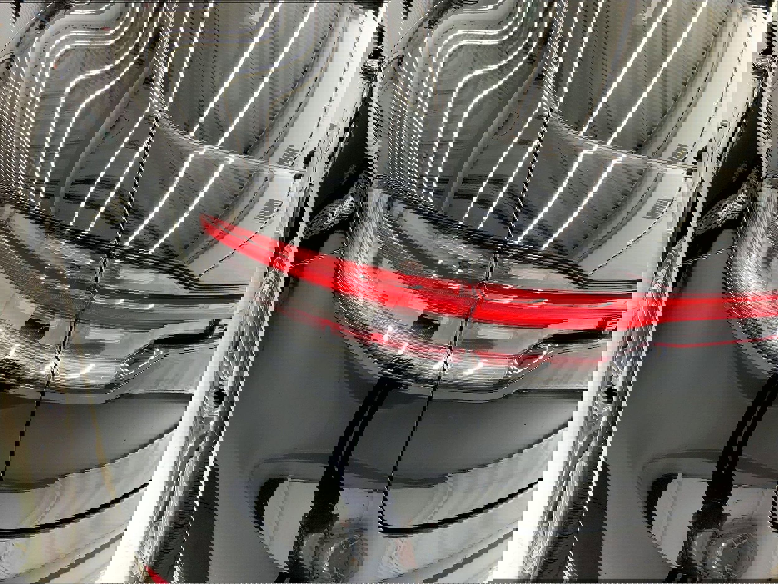 Used 2023 Porsche Macan Turbo image 29