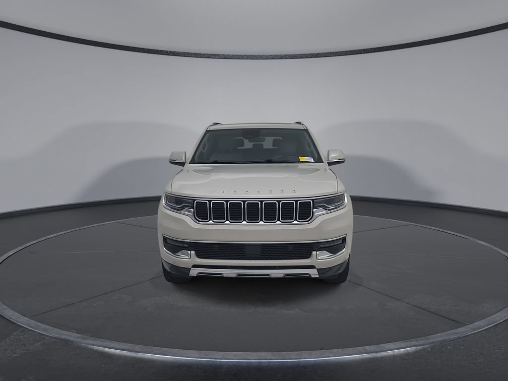 Certified 2022 Jeep Wagoneer Series III w/ Premium Group I AWD/4WD image 6