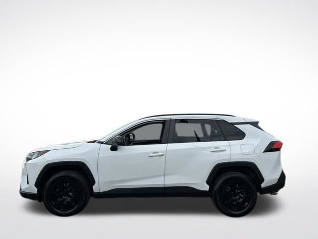 Used 2020 Toyota RAV4 LE FWD image 15