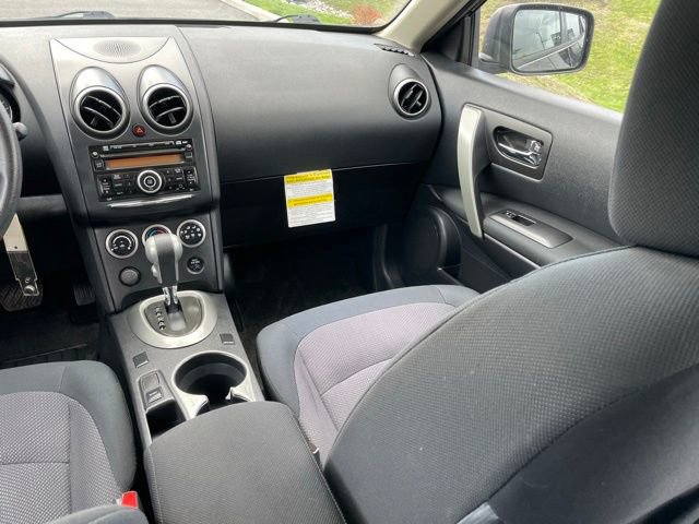 Used 2012 Nissan Rogue S image 9