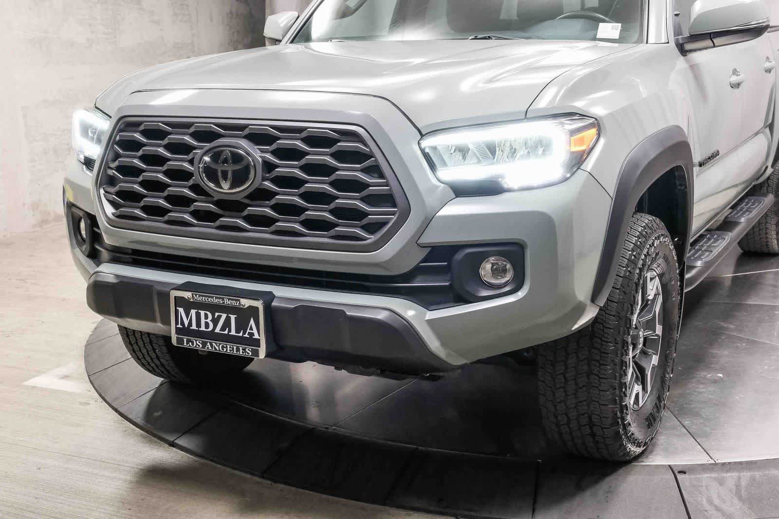 Used 2023 Toyota Tacoma TRD Off-Road AWD/4WD image 11