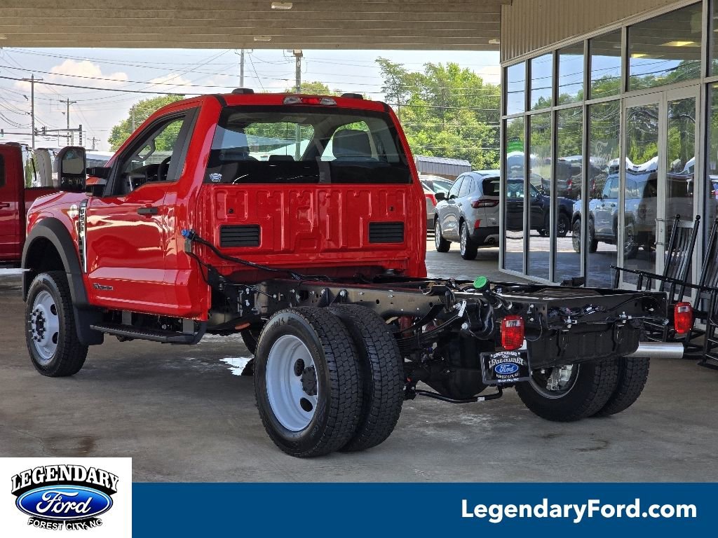 New 2025 Ford F550 4x4 Regular Cab Super Duty image 2