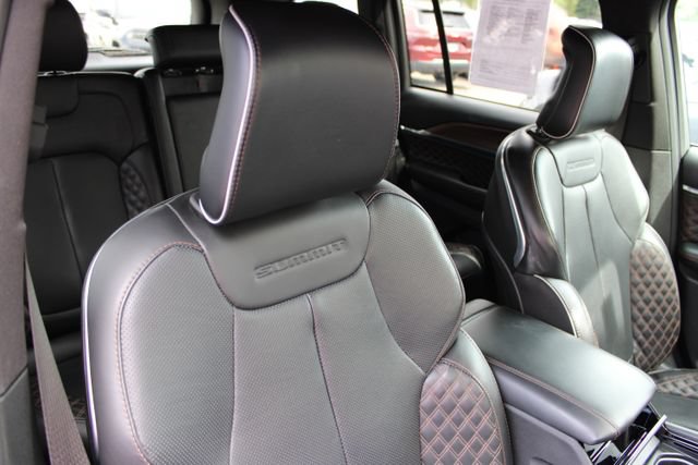 Used 2025 Jeep Grand Cherokee Summit w/ Obsidian Package AWD/4WD image 50