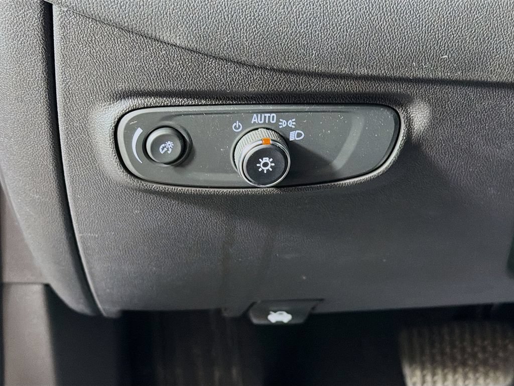 Used 2024 Chevrolet Equinox RS AWD/4WD image 10