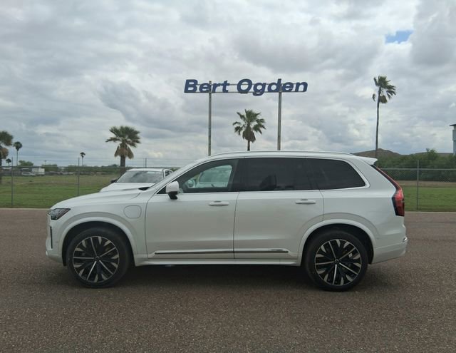 New 2026 Volvo XC90 T8 Ultra w/ Protection Package Premier AWD/4WD image 3