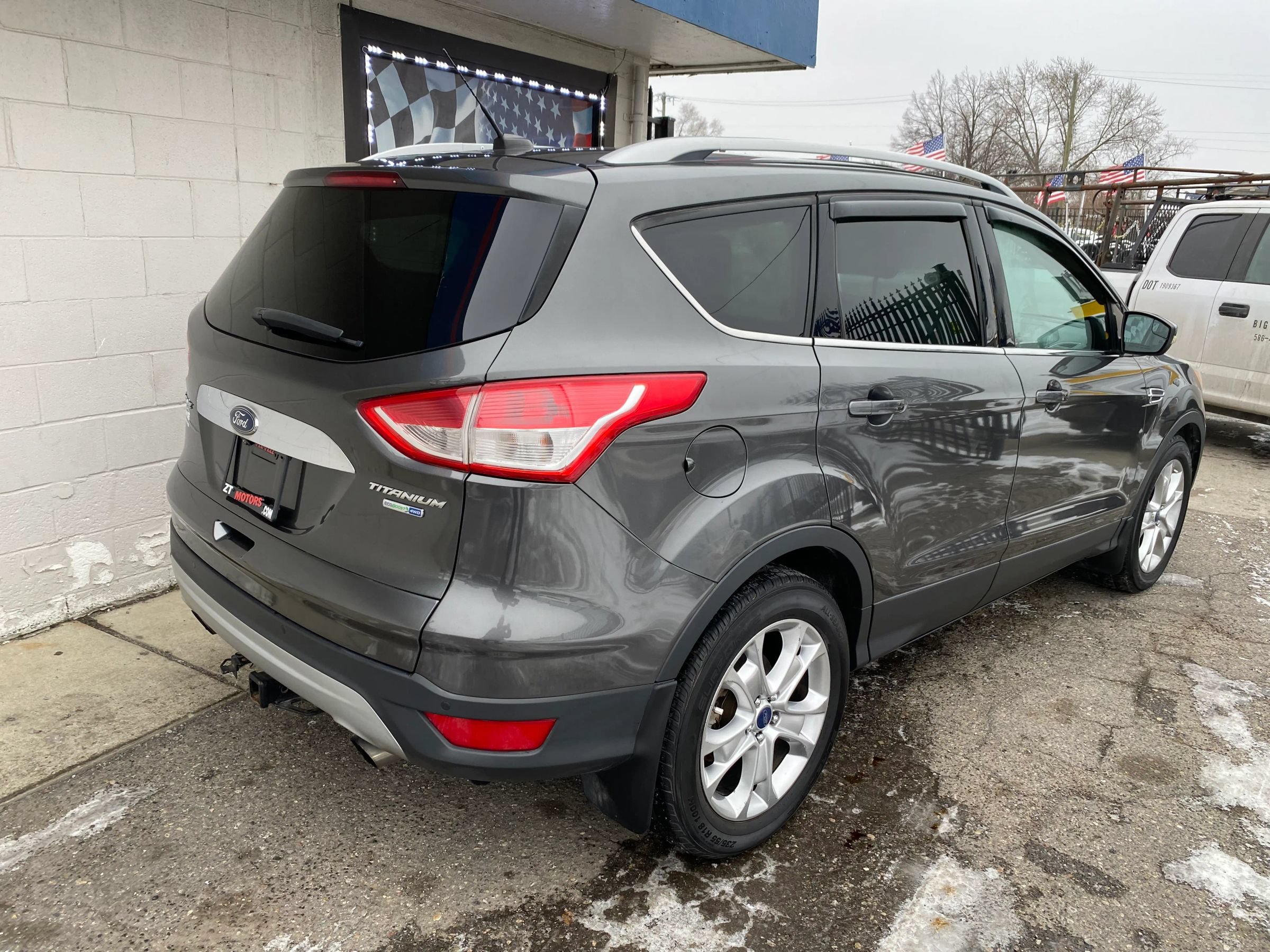 Used 2016 Ford Escape Titanium AWD/4WD image 8