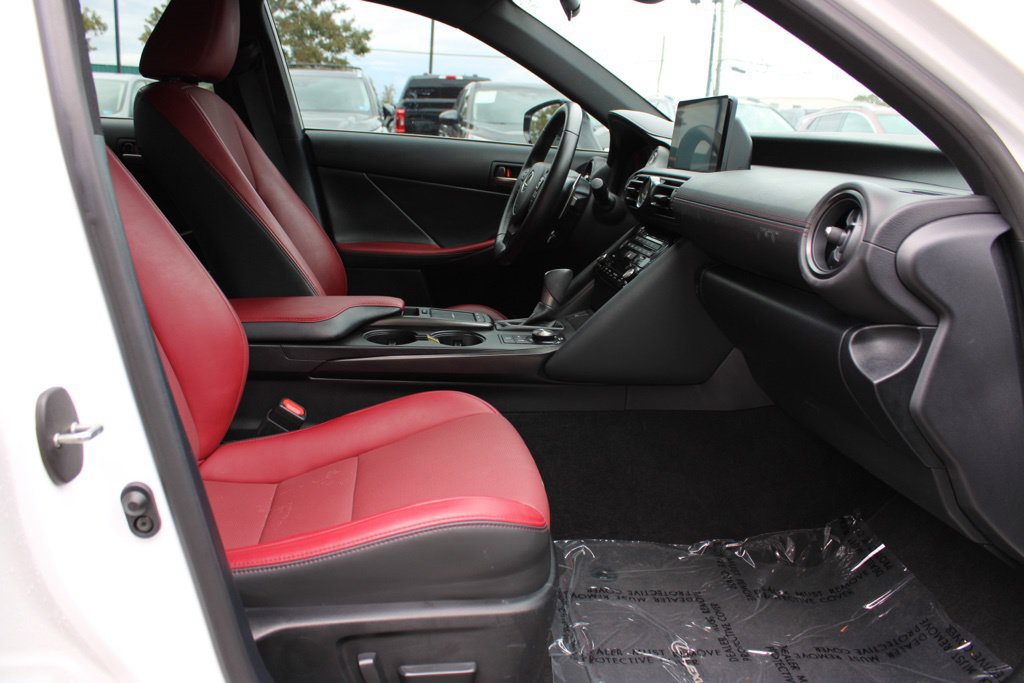 Used 2024 Lexus IS 350 F Sport RWD image 12
