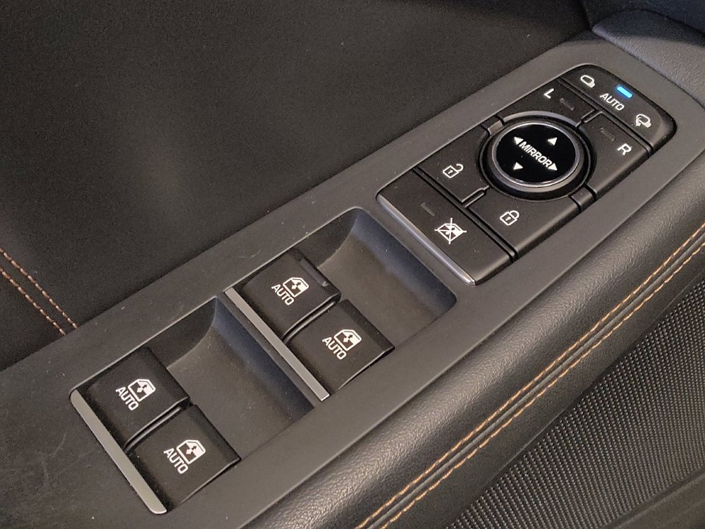 Used 2018 Genesis G80 3.3T Sport image 27