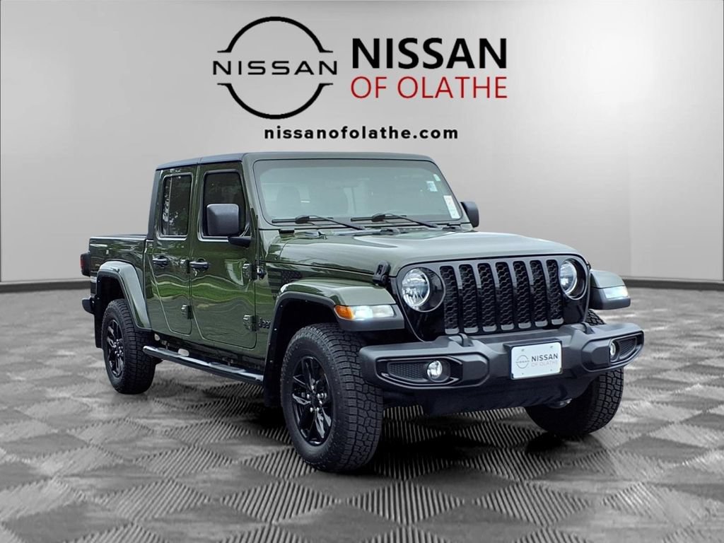 Used 2022 Jeep Gladiator Sport AWD/4WD image 28