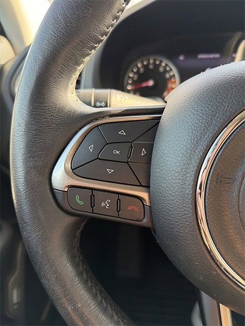 Used 2021 Jeep Renegade Limited image 11