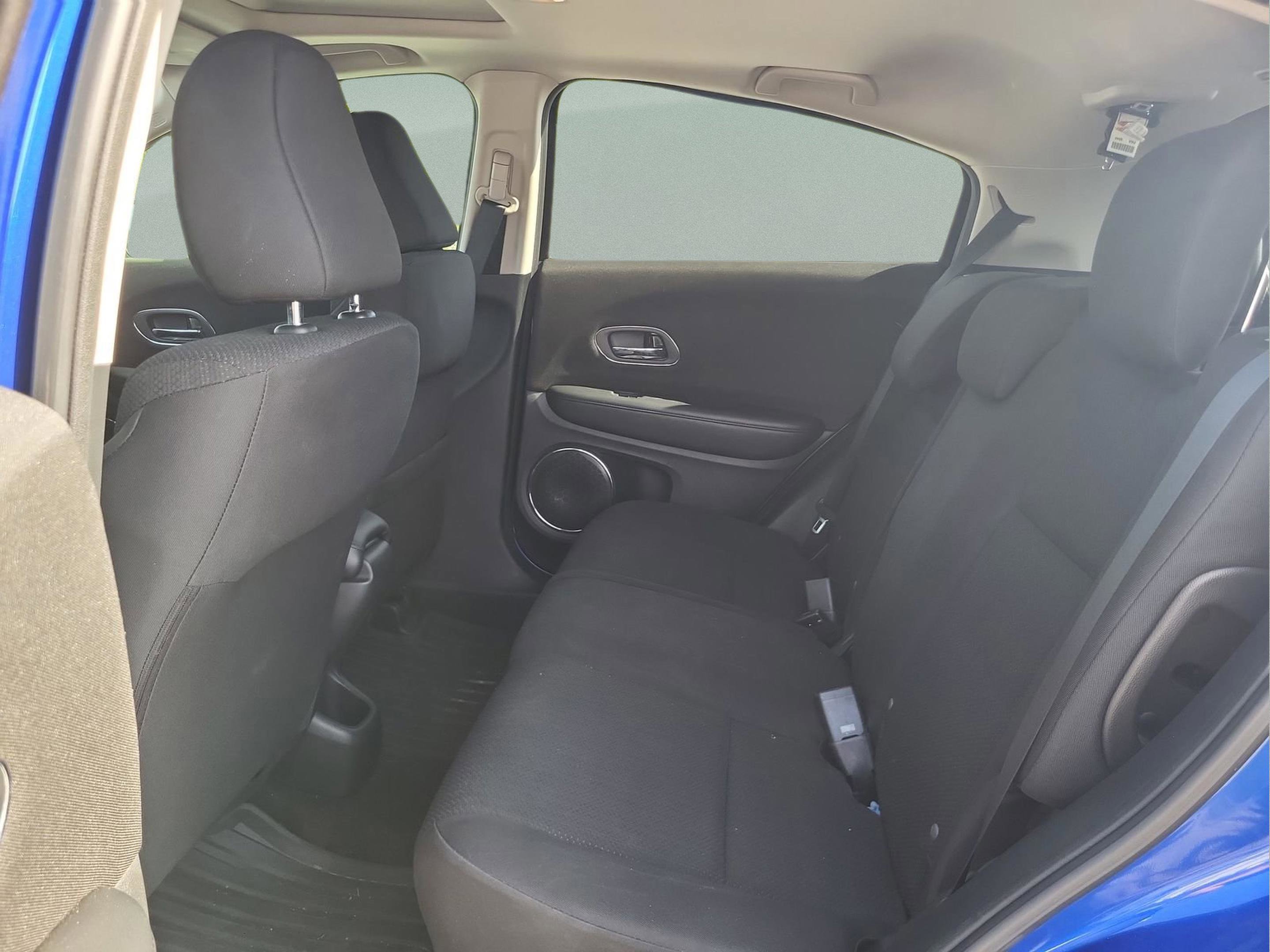 Used 2018 Honda HR-V EX image 17