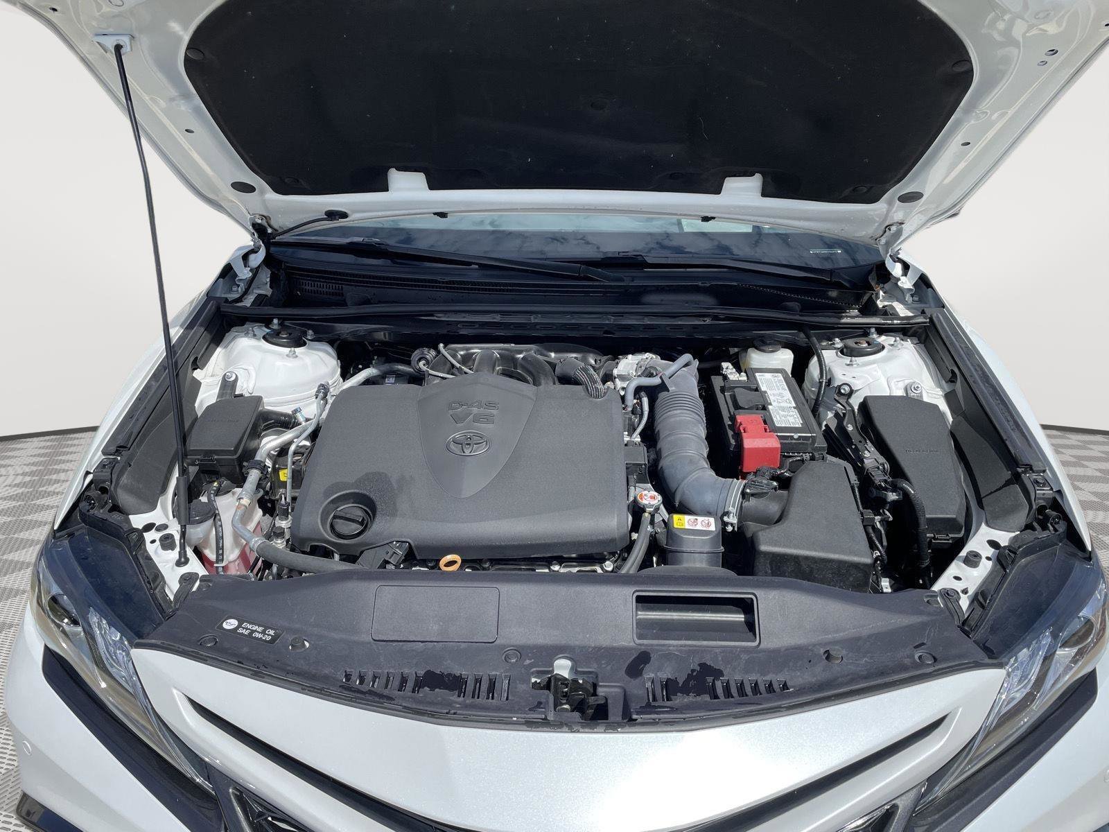 Used 2023 Toyota Camry XSE w/ Navigation Package image 16