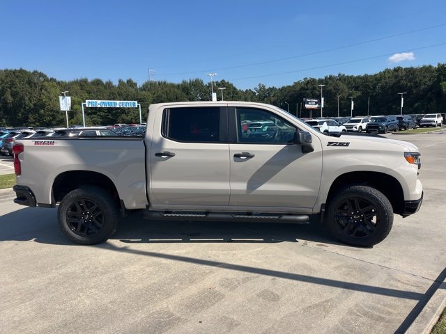 New 2026 Chevrolet Silverado 1500 Custom Trail Boss w/ LPO, Dark Essentials Package image 13