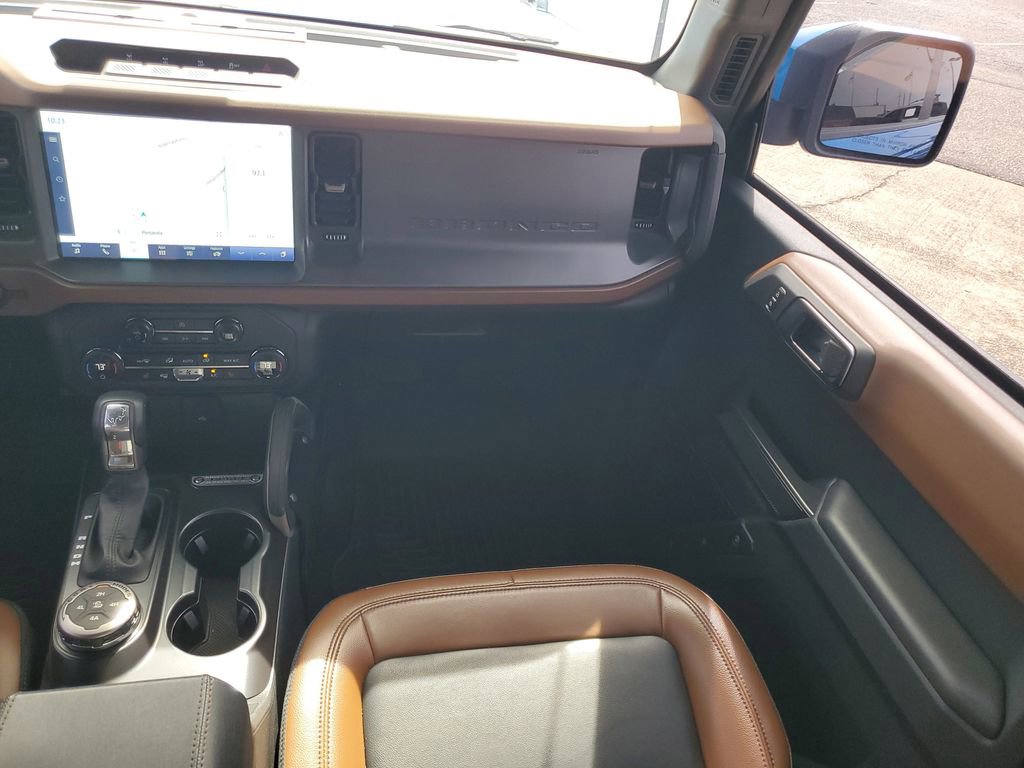 Used 2024 Ford Bronco Outer Banks w/ Sasquatch Package image 27