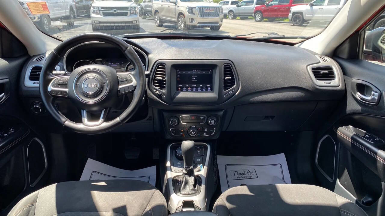 Used 2020 Jeep Compass Sport w/ Cold Weather Group AWD/4WD image 25