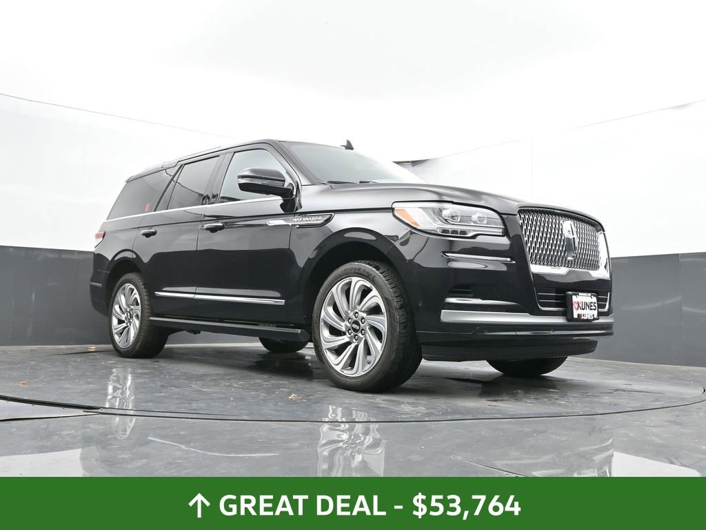 Used 2024 Lincoln Navigator Premiere AWD/4WD image 46