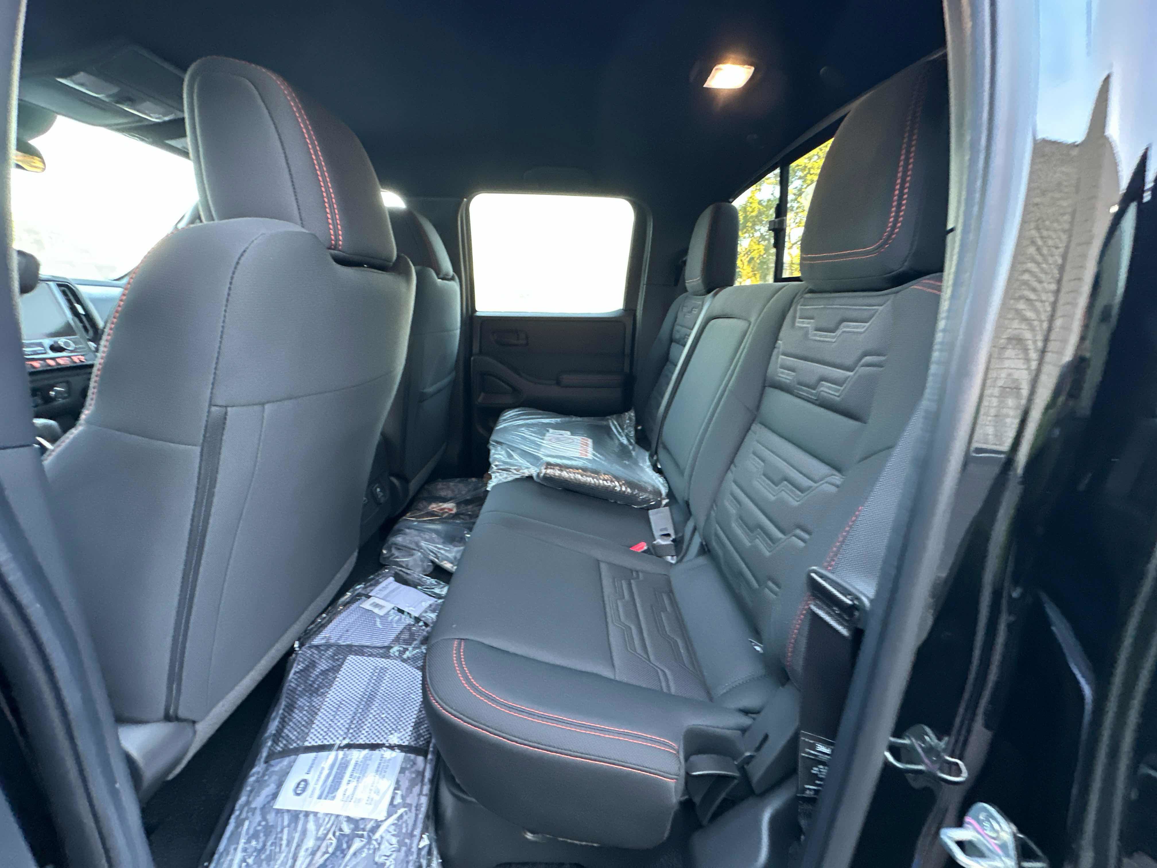 New 2026 Nissan Frontier PRO-4X w/ Pro-4x Convenience Package image 22