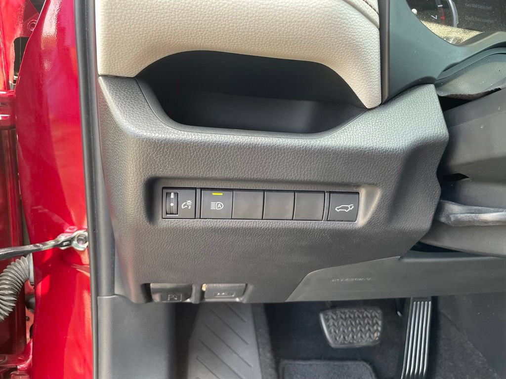 Used 2021 Toyota RAV4 XLE Premium FWD image 13
