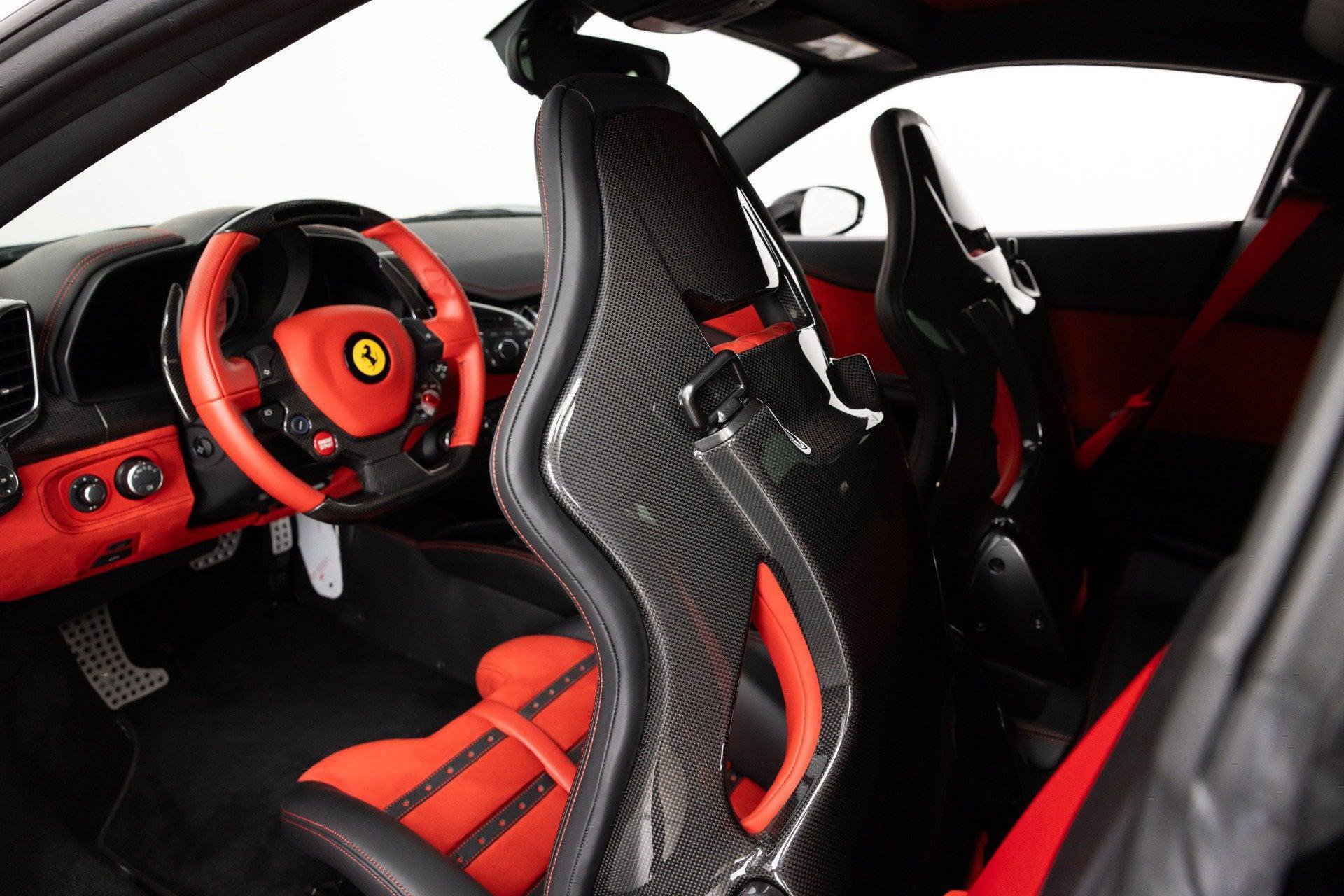 Certified 2015 Ferrari 458 Italia Coupe RWD image 51