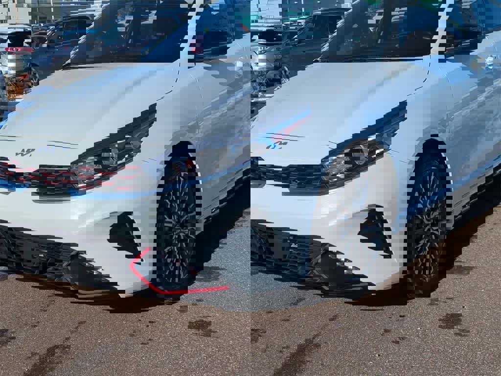 Used 2024 Kia Forte GT-Line w/ GT-Line Premium Package image 3