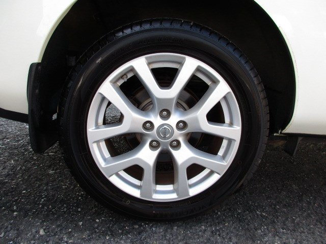 Used 2013 Nissan Rogue SL AWD/4WD image 13