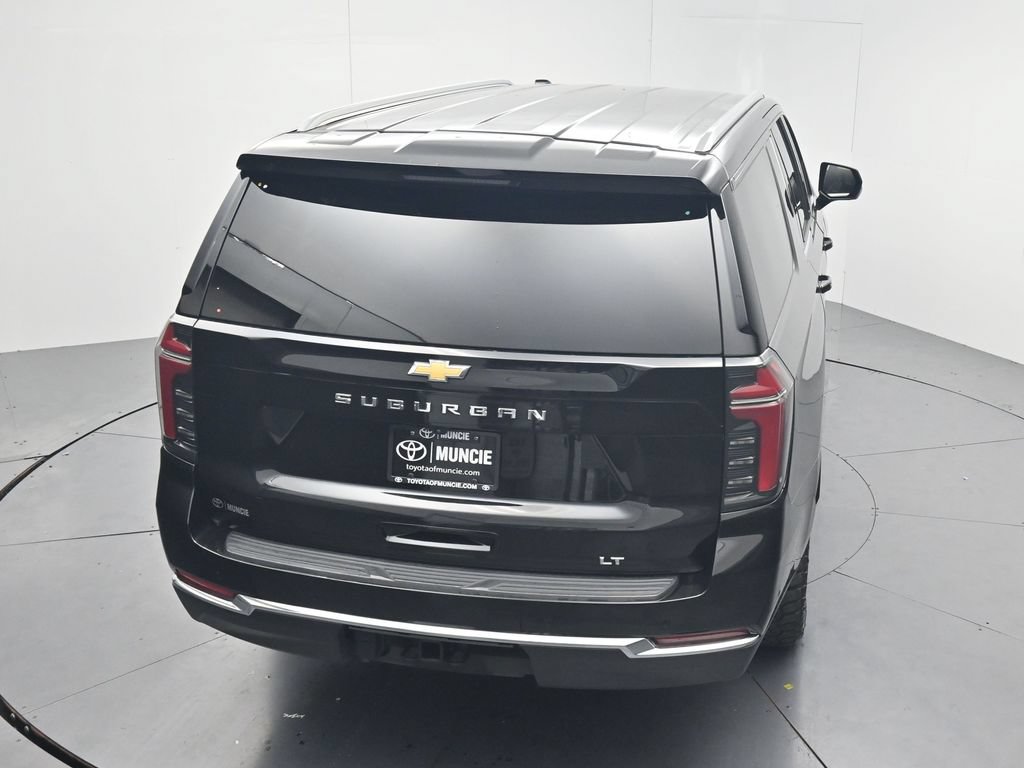 Used 2025 Chevrolet Suburban LT AWD/4WD image 55