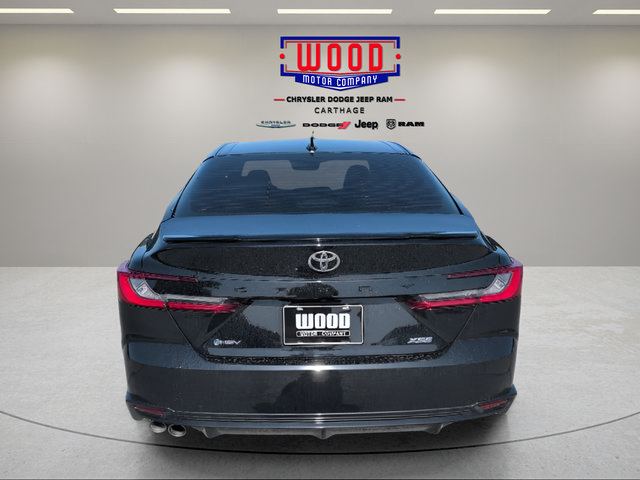 Used 2025 Toyota Camry XSE FWD image 3