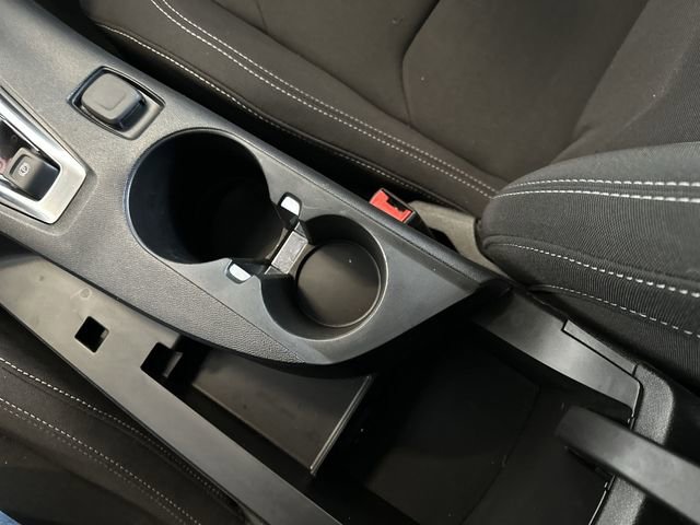 Used 2021 Chevrolet Camaro LT RWD image 23