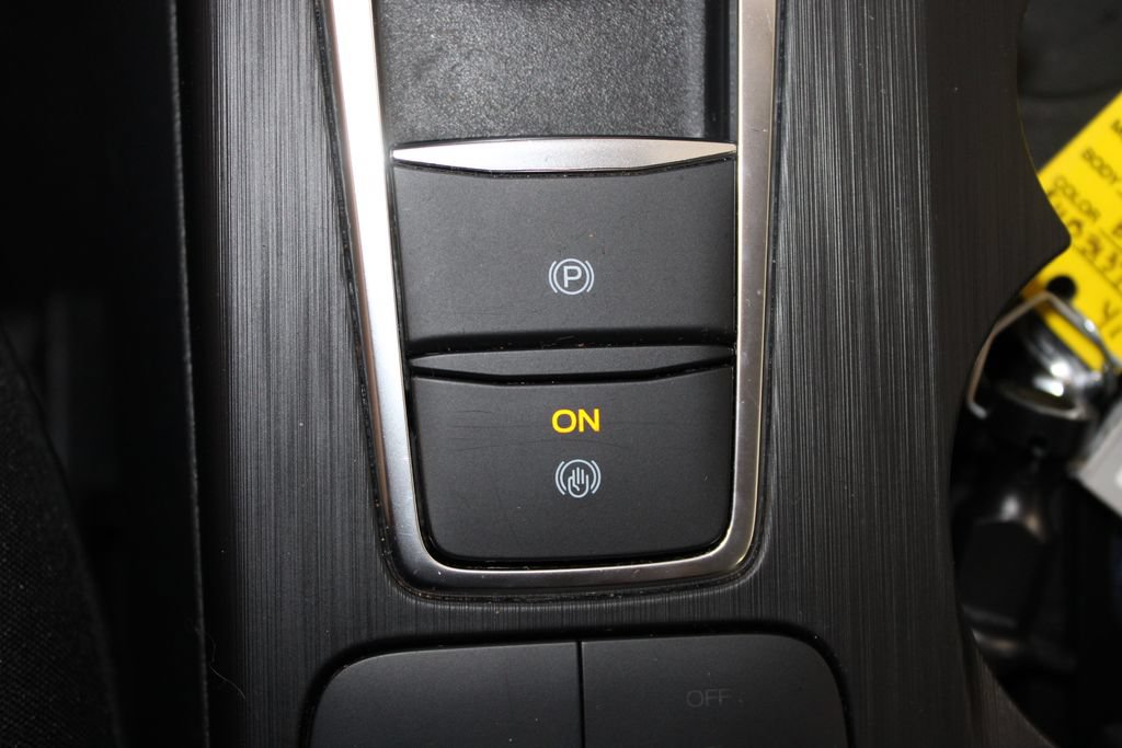Used 2025 Ford Escape Active AWD/4WD image 38
