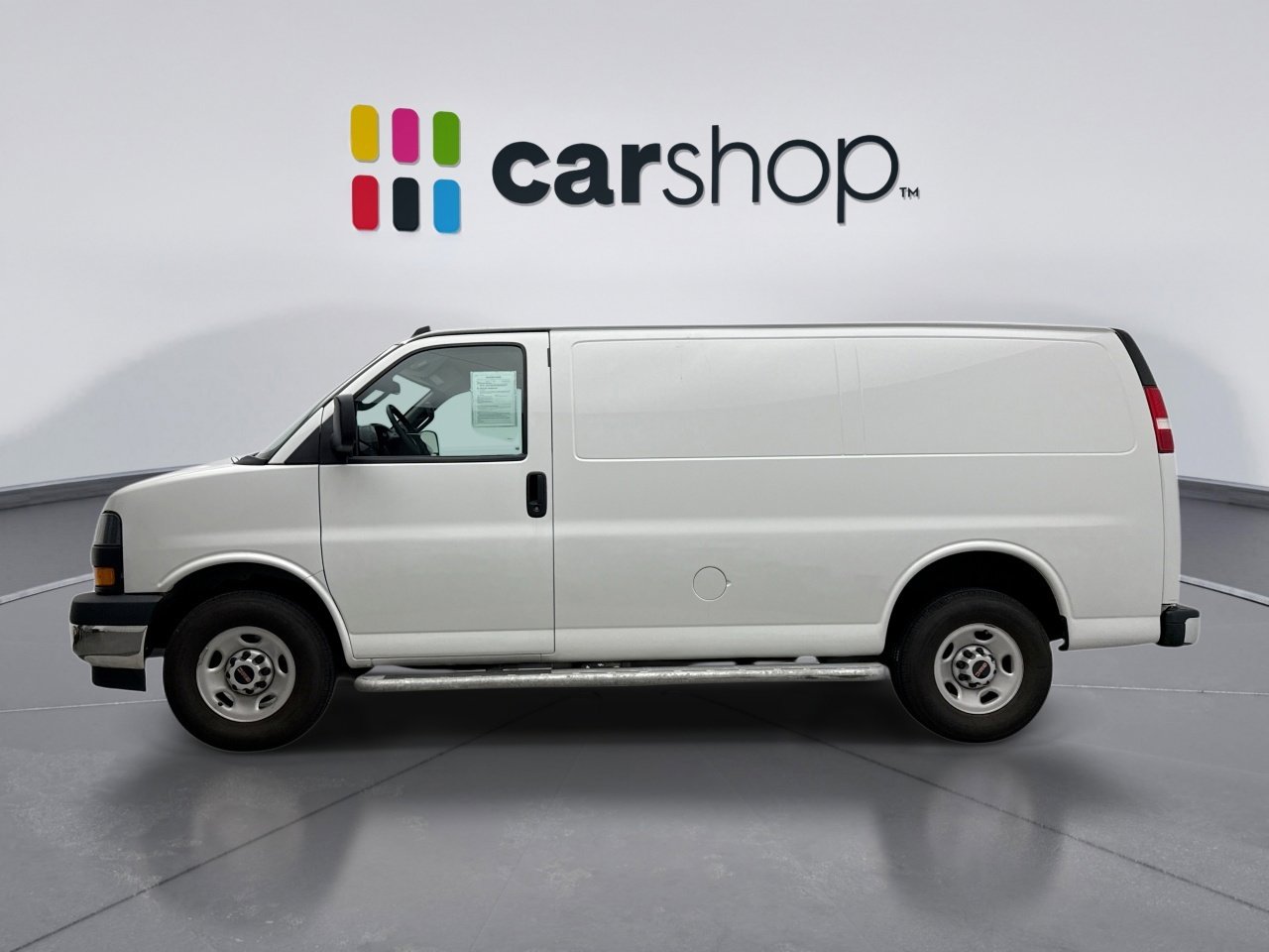 Used 2024 GMC Savana 2500 w/ Driver Convenience Package image 2