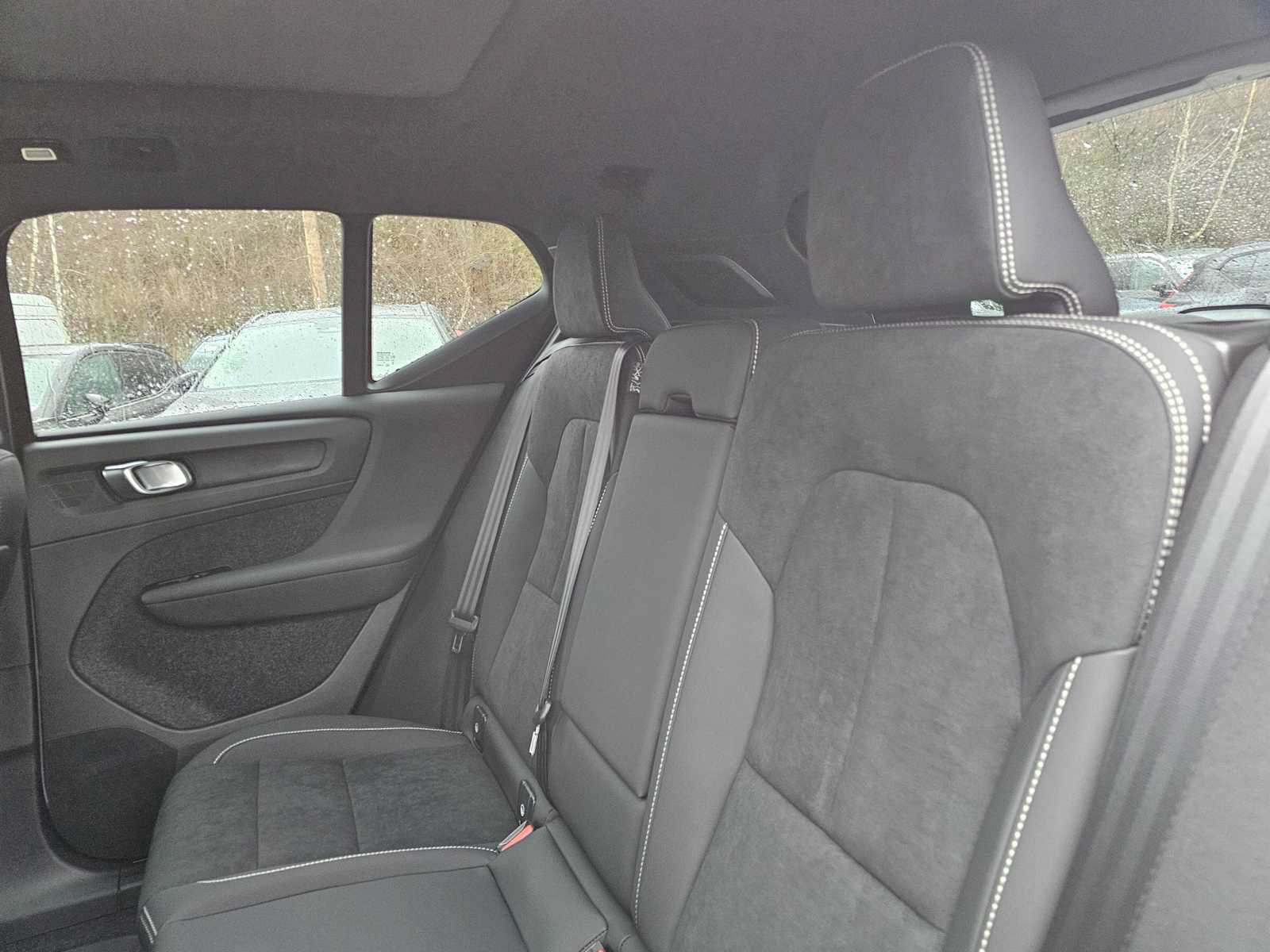 New 2026 Volvo XC40 B5 Ultra w/ Climate Package AWD/4WD image 20