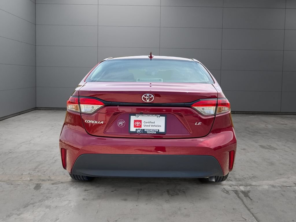 Certified 2025 Toyota Corolla LE FWD image 4