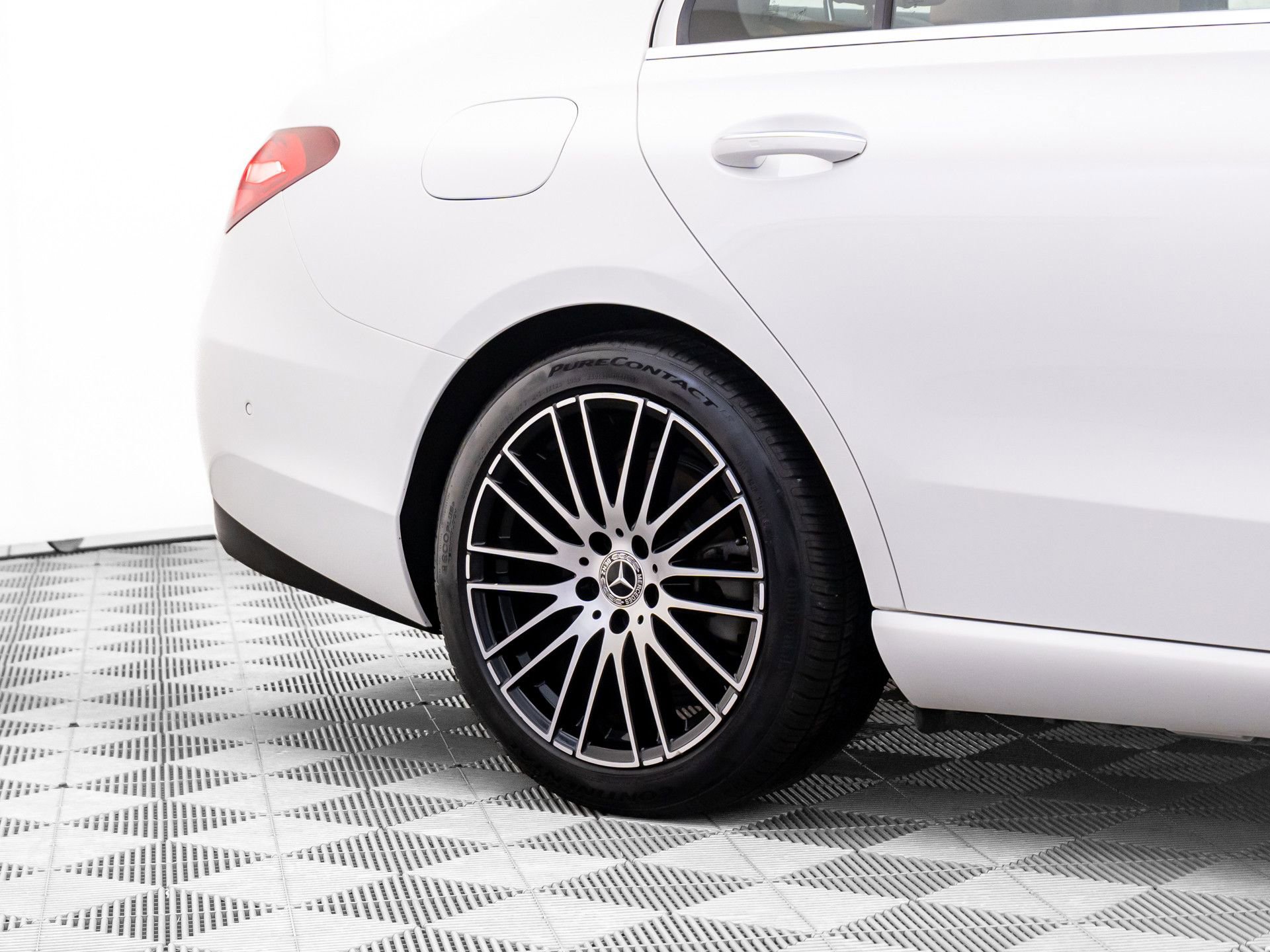 Used 2023 Mercedes-Benz C 300 4MATIC Sedan image 38