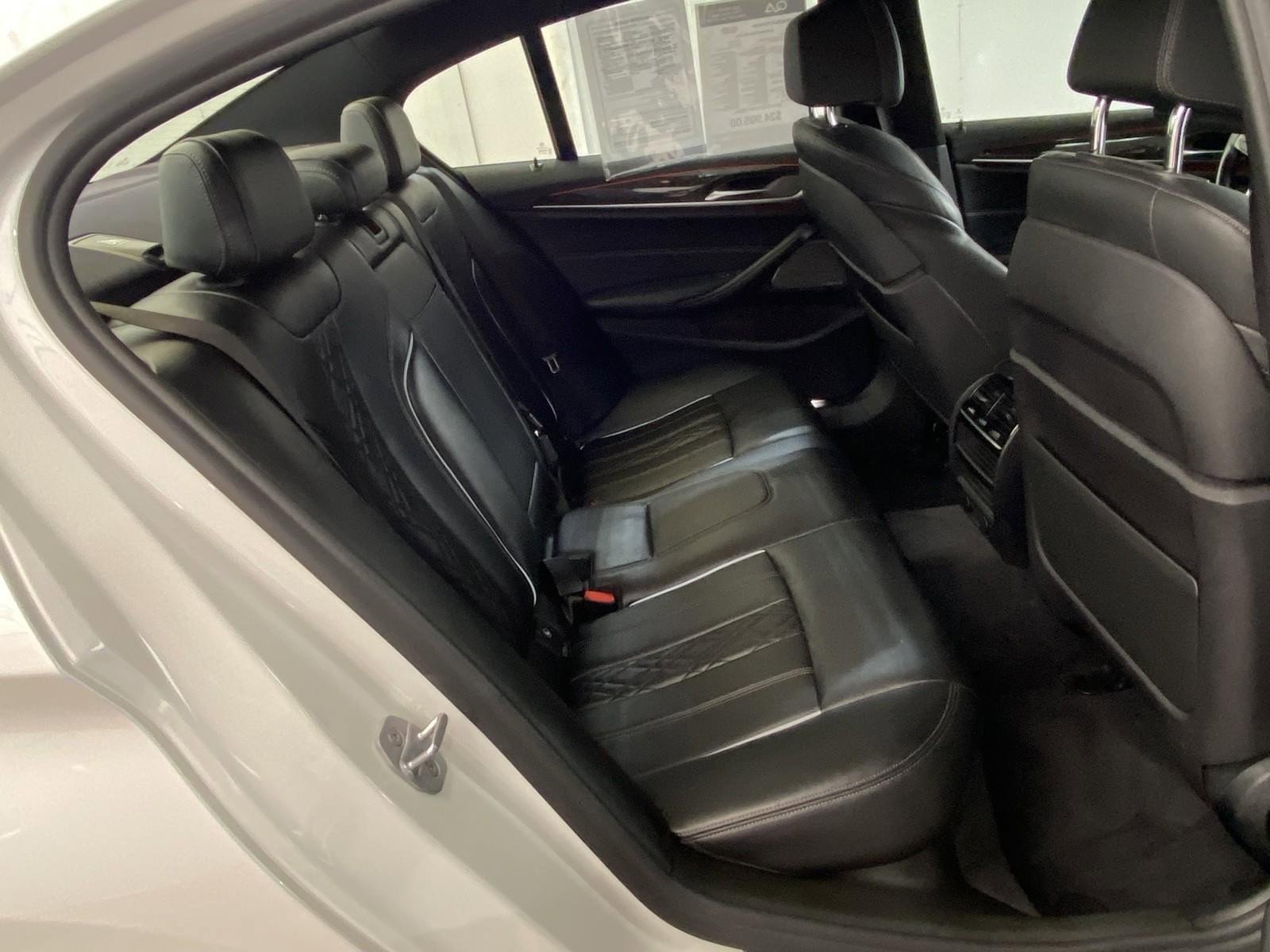 Used 2018 BMW 540i xDrive image 14