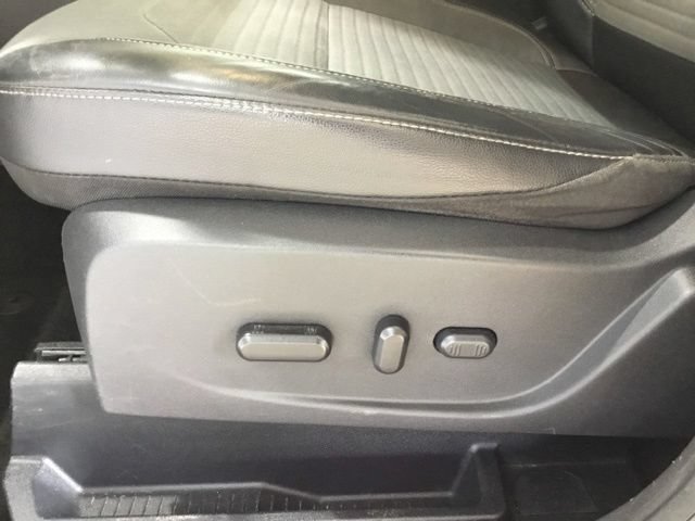 Used 2017 Ford Escape Titanium FWD image 21
