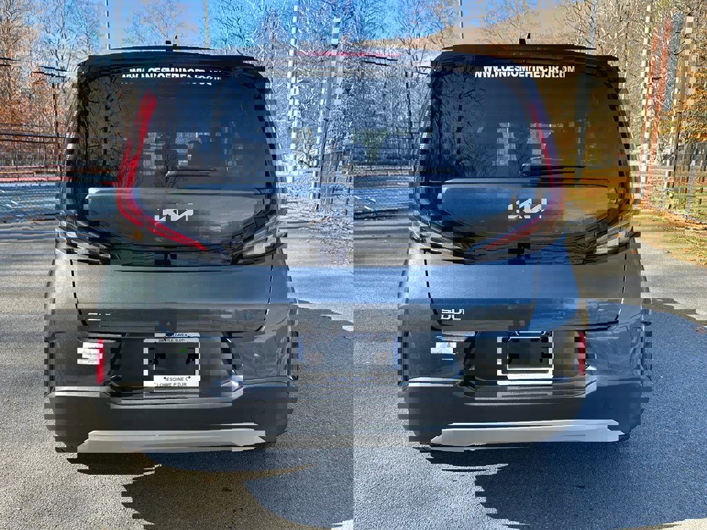 Used 2023 Kia Soul S image 5