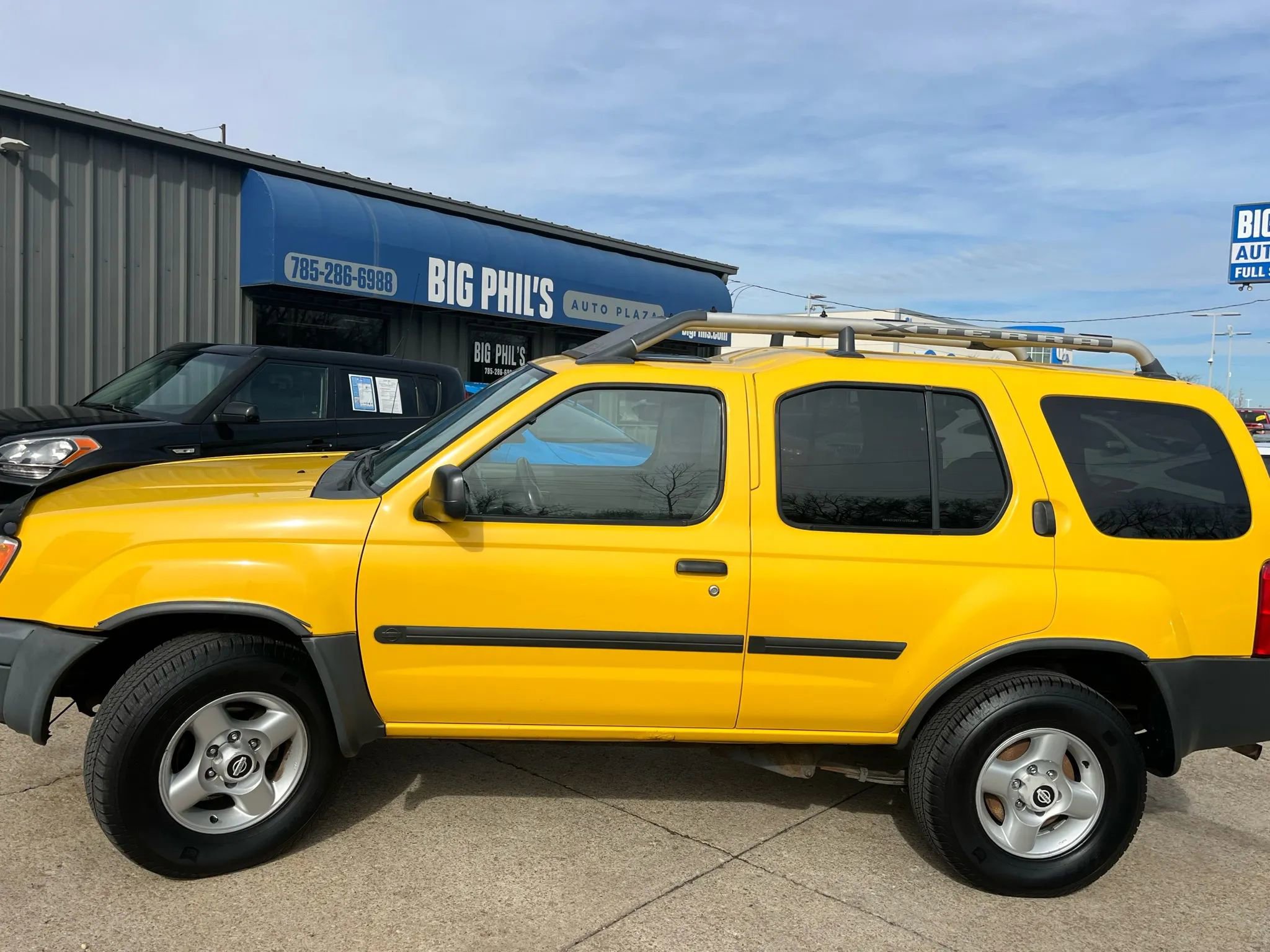 Used 2001 Nissan Xterra SE image 23