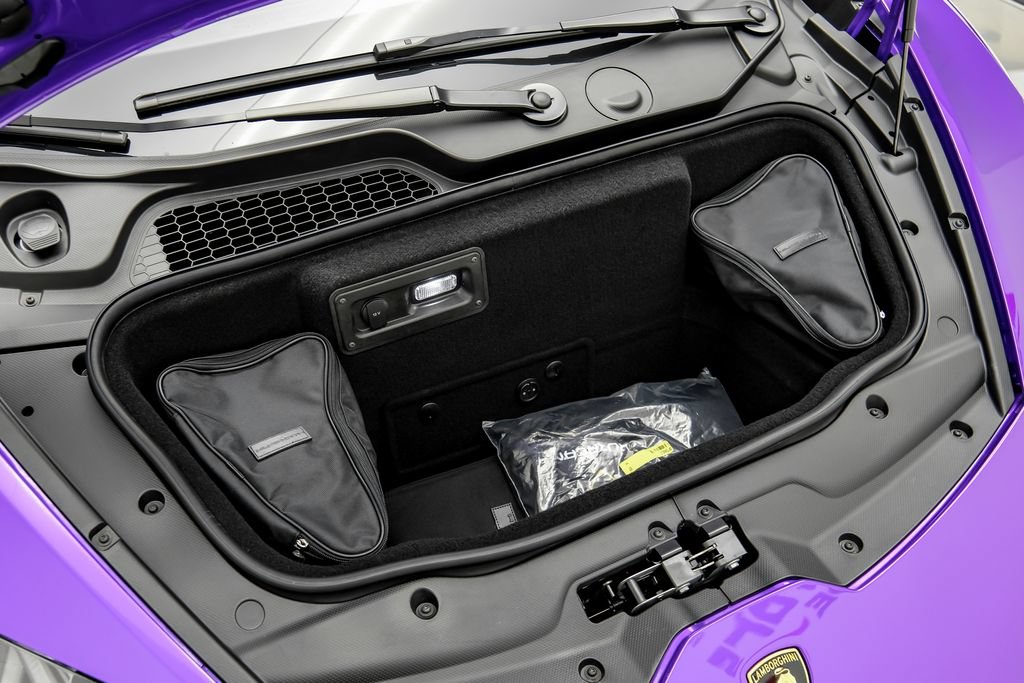 Used 2024 Lamborghini Huracan EVO AWD/4WD image 54
