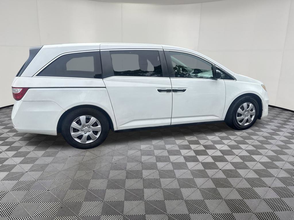 Used 2011 Honda Odyssey LX image 9