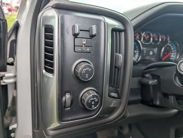 Used 2018 Chevrolet Silverado 1500 LTZ w/ Sport Package AWD/4WD image 18