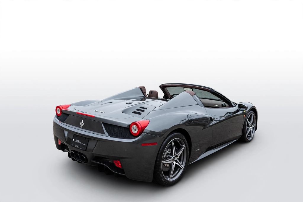 Used 2013 Ferrari 458 Spider RWD image 2