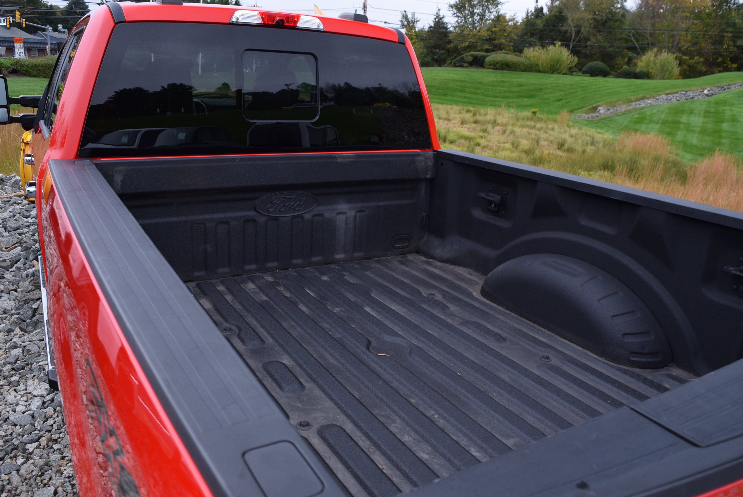 Used 2021 Ford F350 Lariat w/ Lariat Ultimate Package AWD/4WD image 4