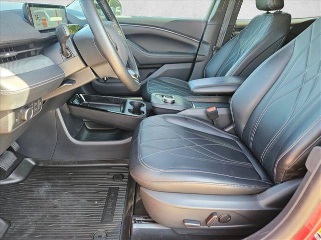 Certified 2022 Ford Mustang Mach-E Select w/ Comfort/Technology Package RWD image 16