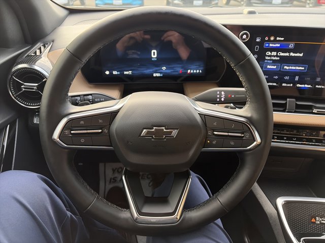 Used 2026 Chevrolet Equinox ACTIV w/ LPO, Floor Liner Package image 18