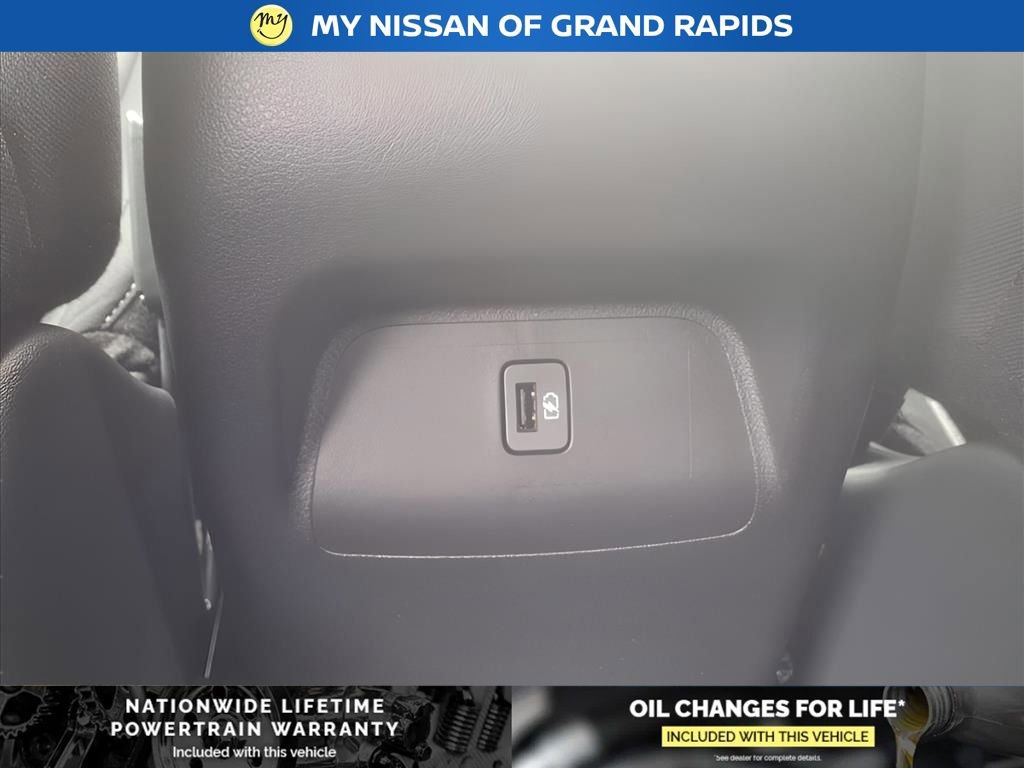 New 2025 Nissan Sentra SV w/ All-Weather Package image 16